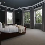 Frenchay Park House Holiday home *